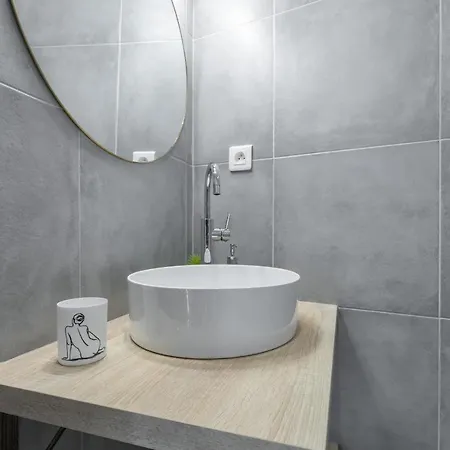 Appartement 2 Bdrs Promenade Des - Ac *