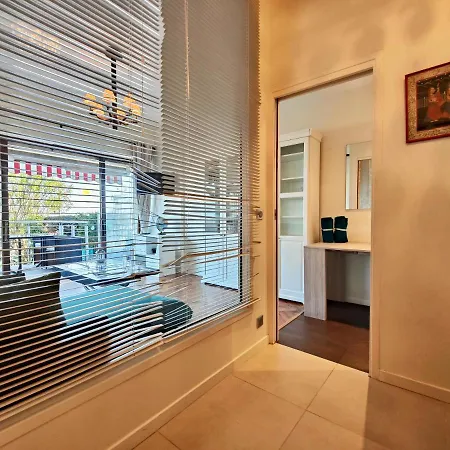 Le Jardin Ascot By Booking Guys Apartment *