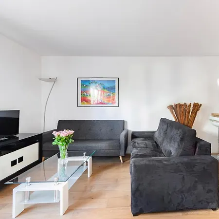 Flat 5 Min Walking From The Sea Lägenhet Nice