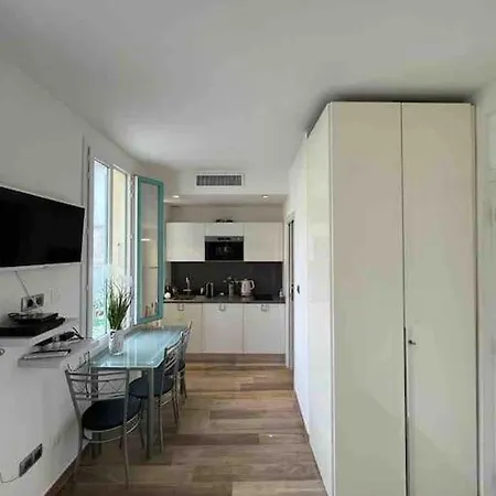 City-center 80m To The Sea / * 니스