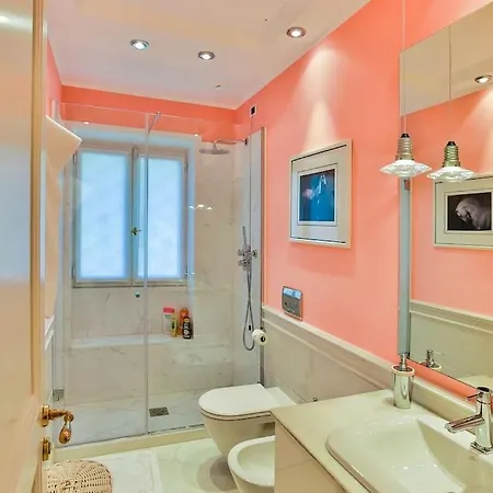 Villa Luxury At Mont Boron, Swimming Pool Overviewing The Bay *