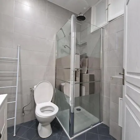 Rivoli Seaside Apartment Nice