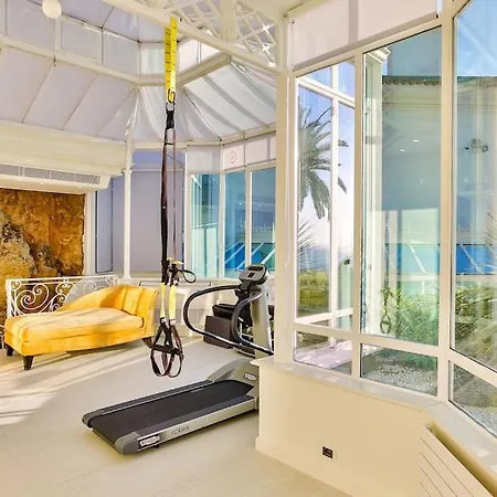 Villa Luxury At Mont Boron, Swimming Pool Overviewing The Bay *