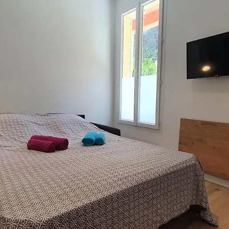 Apartment Valrose *