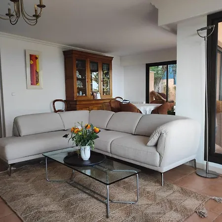 Apartman , Jardin Et