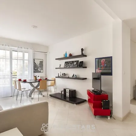 Apartamento Flora Five Stars House *