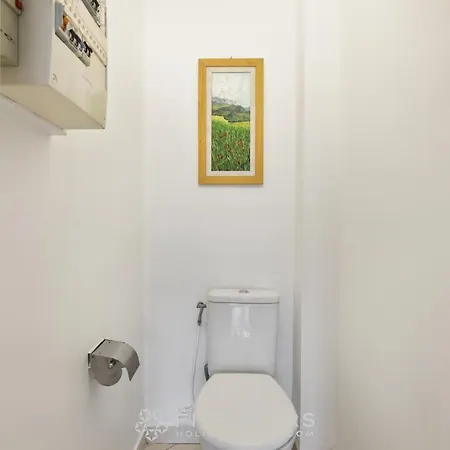Flora Five Stars House Niza