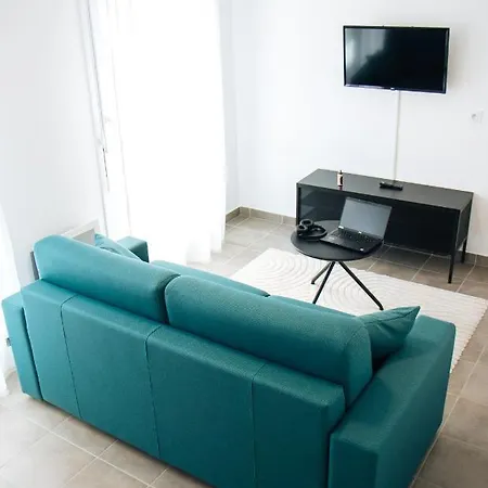Twenty Business Flats Angely *