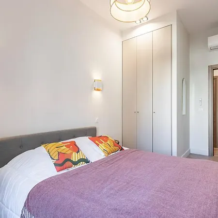 Apartment Philibert - Traditional Apart With Historical Fresco *