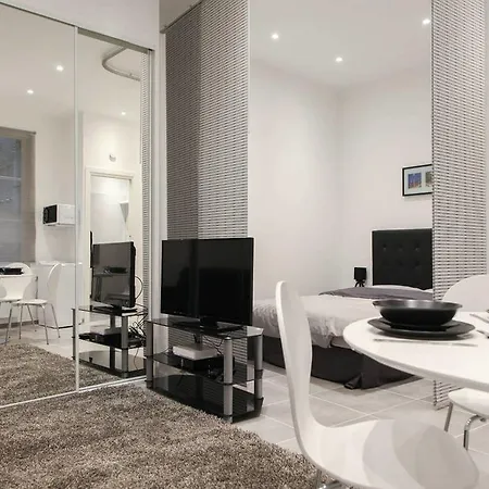 Apartamento Renting - Gallo - New Modern Loft Old Town Massena *
