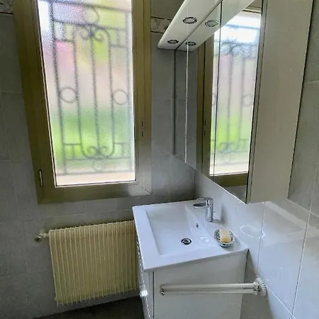 Rez De Jardin De 65M2 Dans Villa A Nice Apartment *