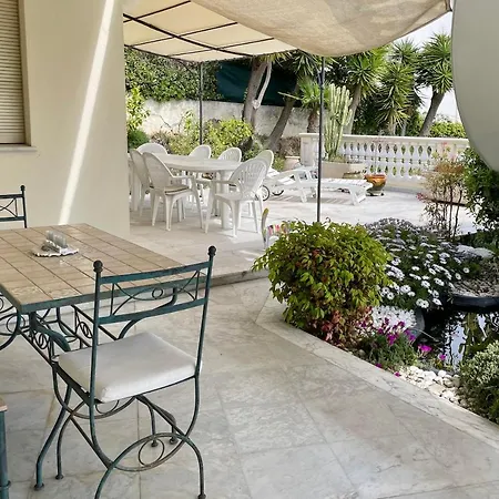 Rez De Jardin De 65M2 Dans Villa A Nice Apartment Nice