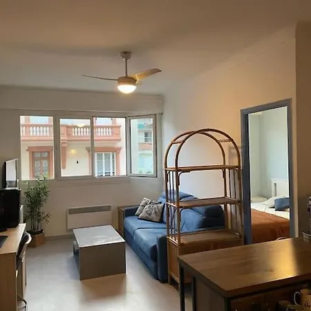 Apartament 2 Pieces 37m2,350m De La