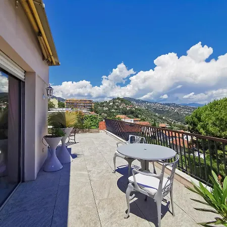 Valegrand Penthouse Sea View By Guys Nicea