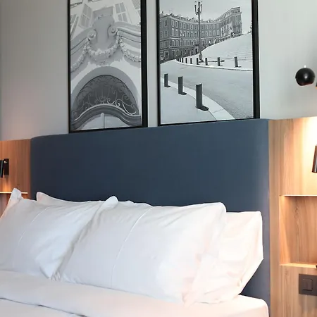 Radisson Airport Hotel