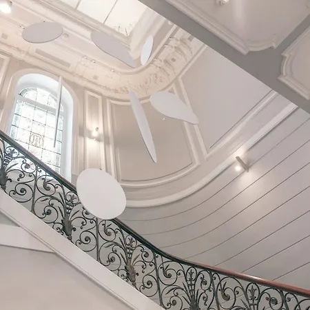 Vendome 3*