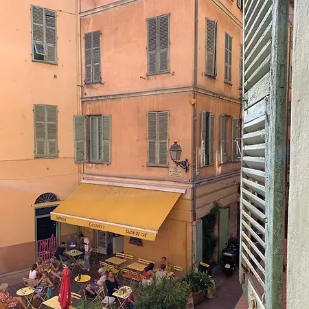 Apartment 33 On The Old Historic Senate Square