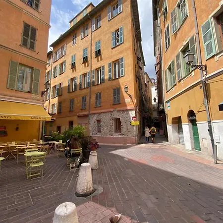 Apartment 33 On The Old Historic Senate Square Nice