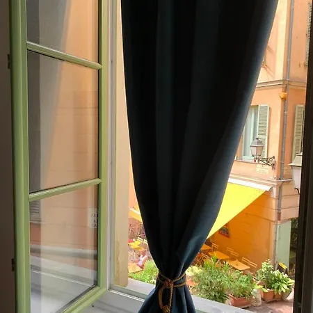 Apartment 33 On The Old Historic Senate Square