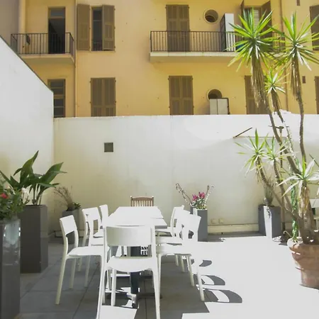 Le Noailles Hotel