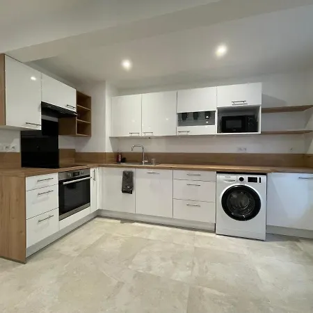 Coeur Vieux Apartment *