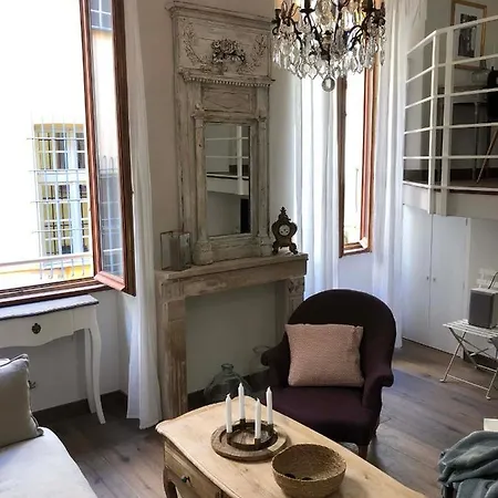 Little Palace In Old :) Apartment