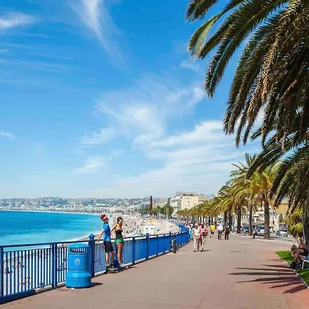 Lägenhet Atypique Et Merveilleuse Petite Maison En Plein Coeur De Nice, A Proximite De La Et Des Plages *