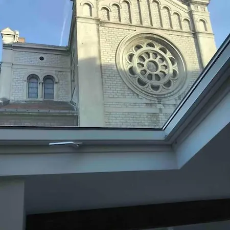 Lägenhet Atypique Et Merveilleuse Petite Maison En Plein Coeur De Nice, A Proximite De La Et Des Plages Nice