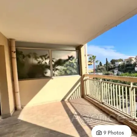 Grand Terrasse Et Piscine 아파트 *