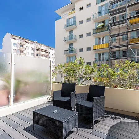 1 Bdr Large Terrace * Nice