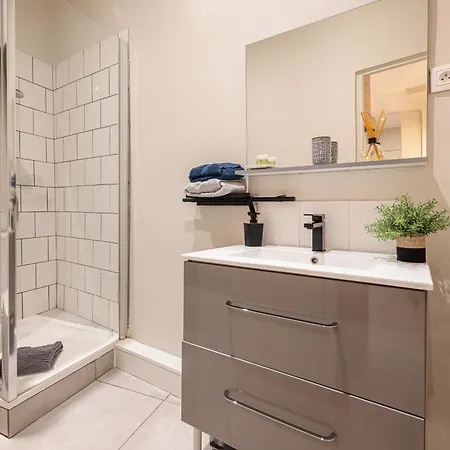 Le Grand Jean - Pres Gare Et Tram - Supermarches - Wifi - 3 Person Apartamento Niza