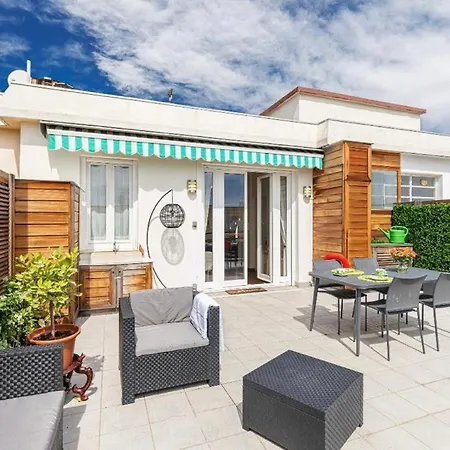 Apartman Deux Pieces Terrasse Sous Les Etoiles *