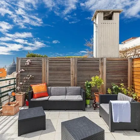 Deux Pieces Terrasse Sous Les Etoiles Nizza