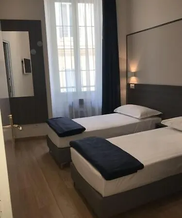 Boutique Neptune מלון ניס