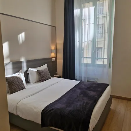 Boutique Neptune 2*