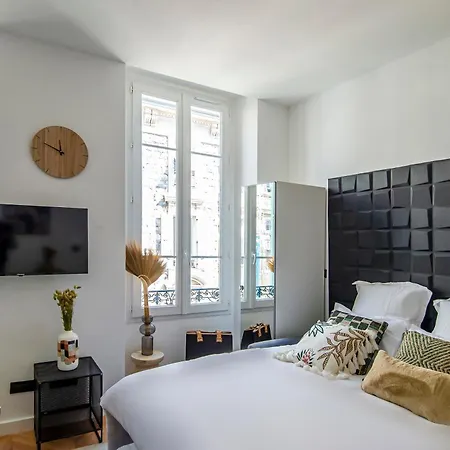 Apartamento 302b Beautiful Refurbished Downtown / Ac Nice