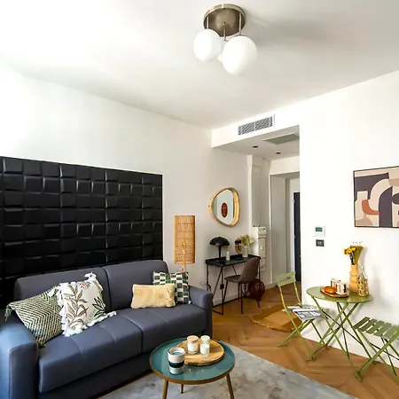 302b Beautiful Refurbished Downtown / Ac * Nice