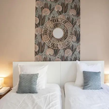 Apartment L1 Auguste Valensin 10 Min A Pied Mer Clim&wifi