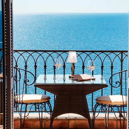 Hotel La Pérouse Baie Des Anges Nizza