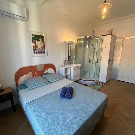 Homestay Les De Cedric Iconic Tram Gare Pour Personnes Calmes Nice