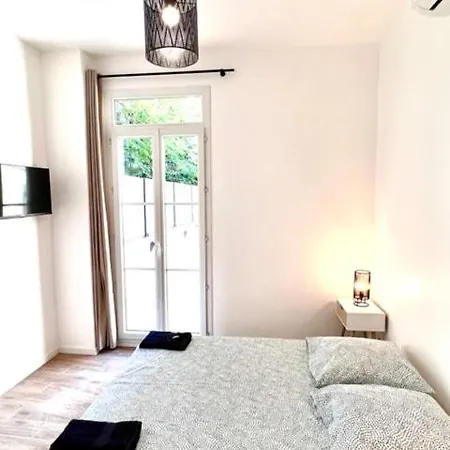 Petite Californie Apartment *