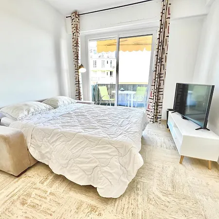 Riviera - Terrasse Des Bougainvillees - 100m Promenade Des Apartment