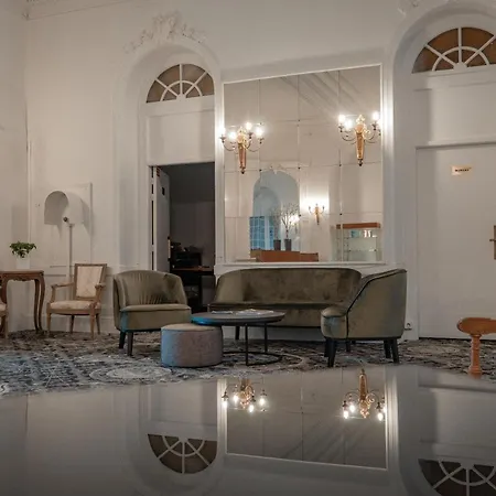 Le Royal Promenade Des Anglais Szálloda 3*