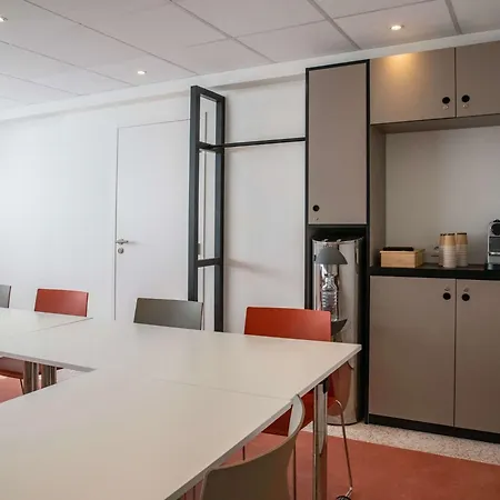 Ibis Budget Californie Lenval