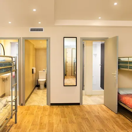 Hostel Saint Exupery