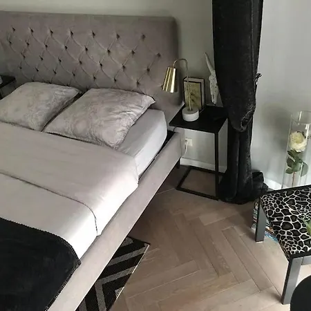 Apartament Stylish 4-star Cocoon In The Heart Of Le Marais Nicois *
