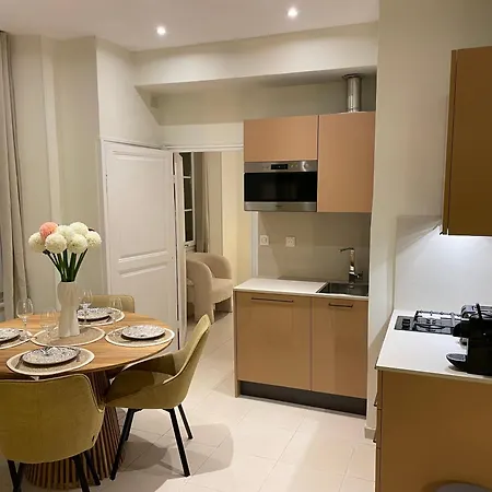Magnifique 2pc Luxe Place Du Pin Le Port Nice