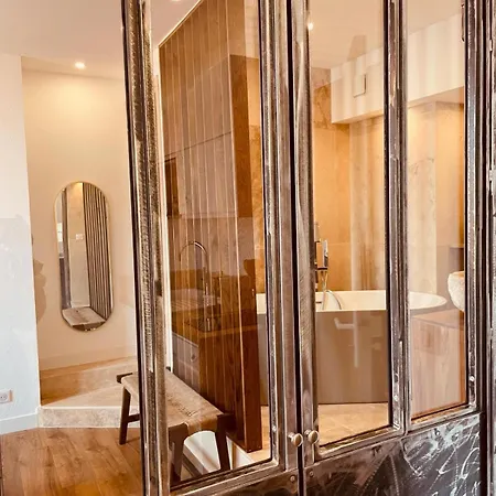 Le G Apartment *