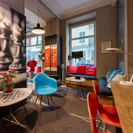 Ibis Centre Notre Dame Hotel 3*