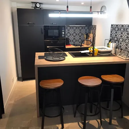 Lägenhet Atypique Et Merveilleuse Petite Maison En Plein Coeur De Nice, A Proximite De La Et Des Plages Nice